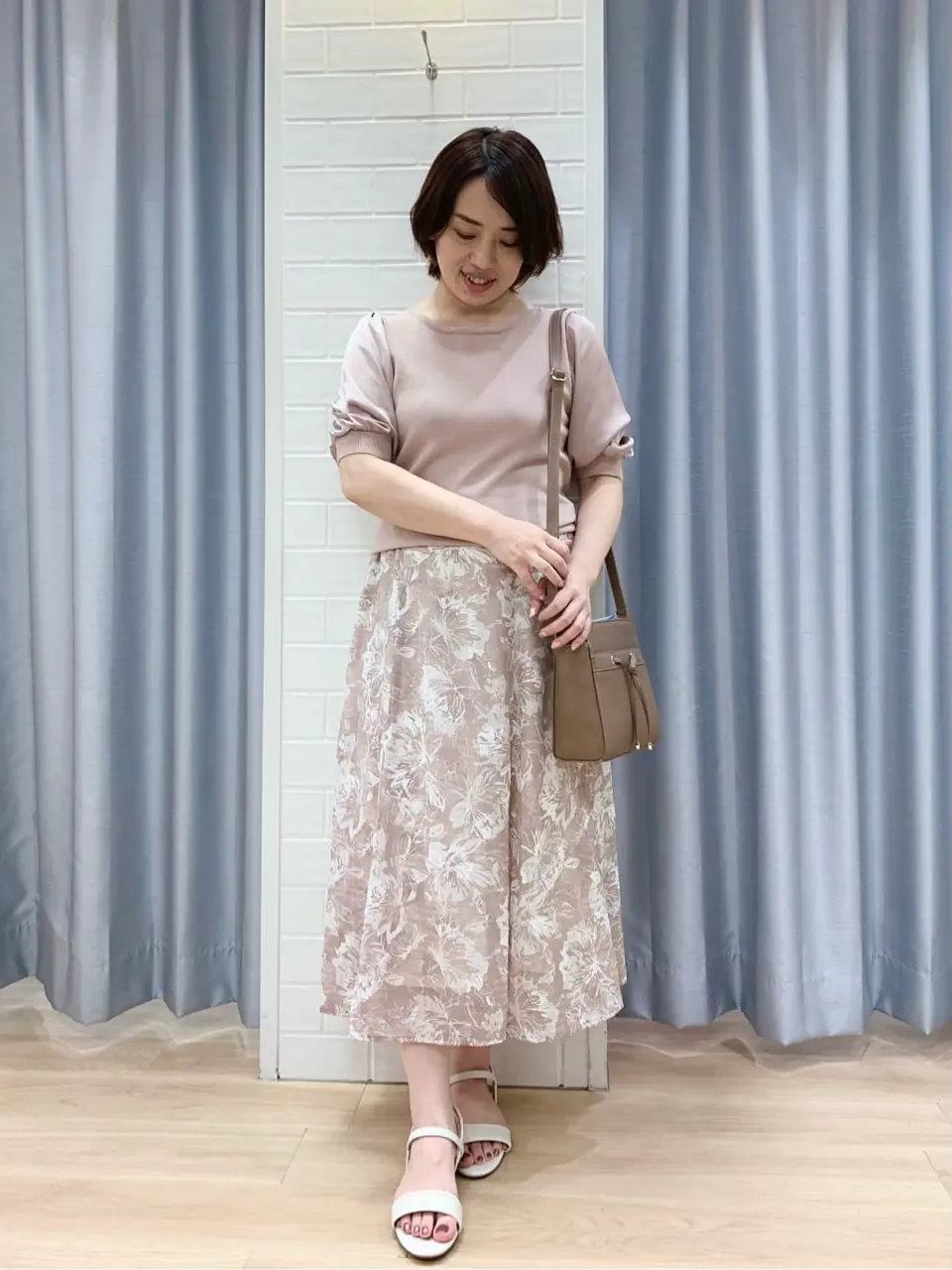 ANY SIS 丸岡 コーディネート画像