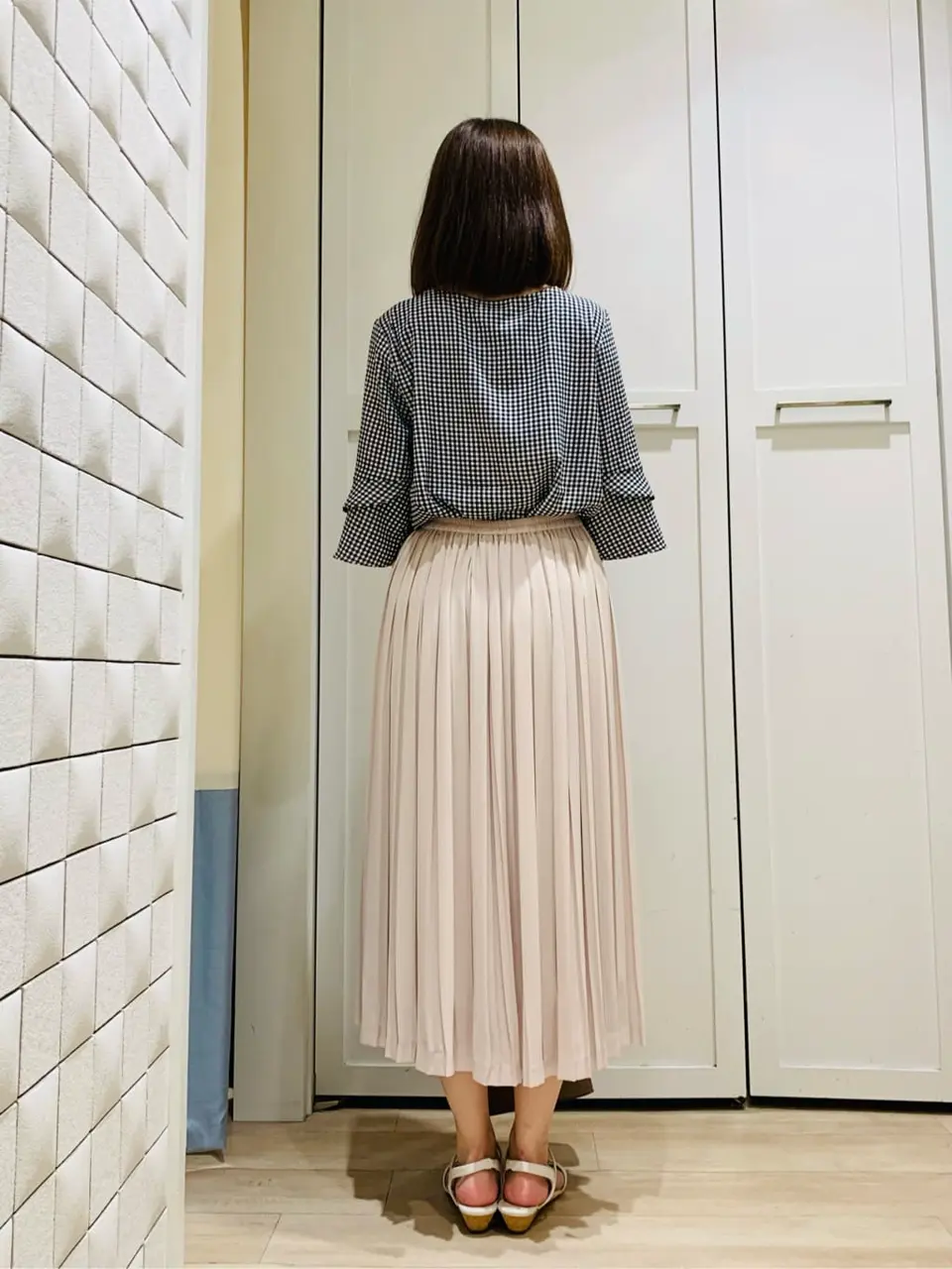 ANY SIS スタッフ コーディネート画像