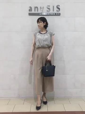 ANY SIS 髙橋 コーディネート画像