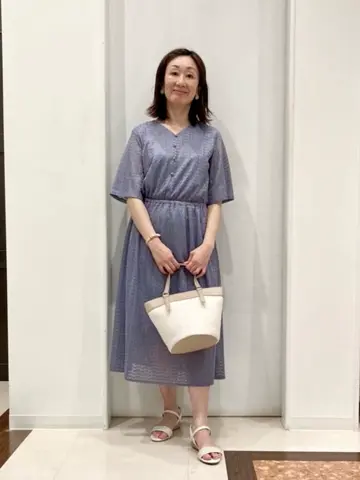 ANY SIS スタッフ コーディネート画像