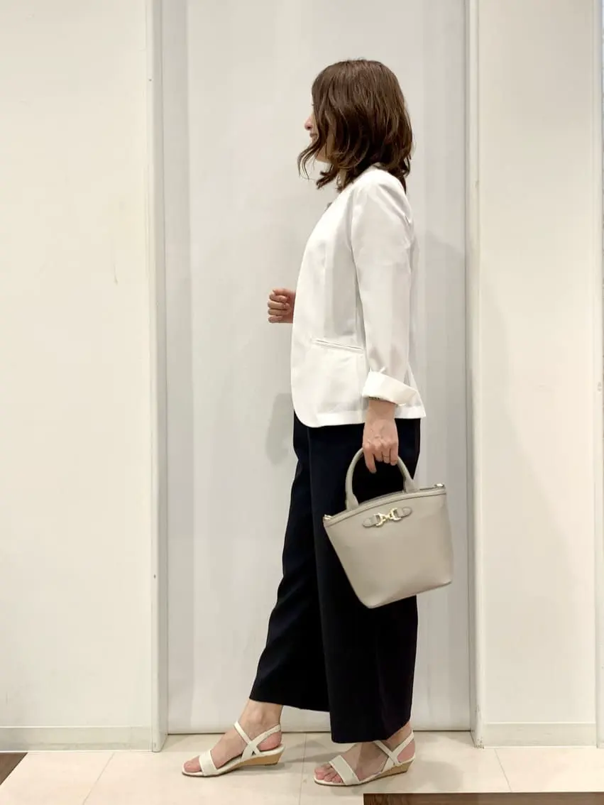 ANY SIS 横田 コーディネート画像