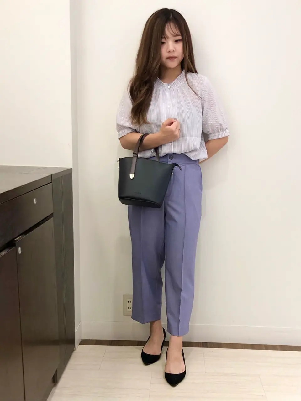 ANY SIS スタッフ コーディネート画像