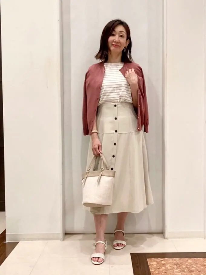 ANY SIS スタッフ コーディネート画像