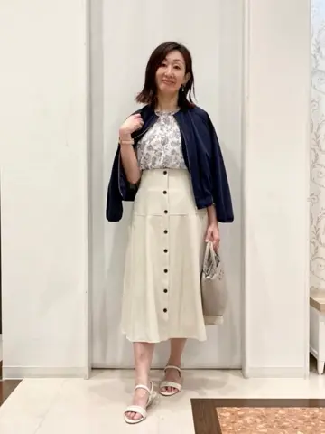 ANY SIS スタッフ コーディネート画像