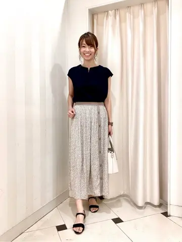 ANY SIS 金井 コーディネート画像