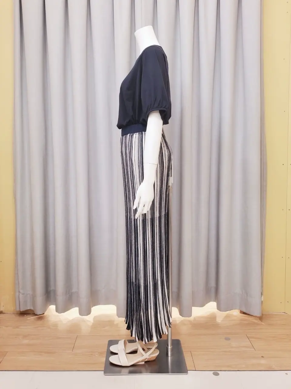 ANY SIS 岩田 コーディネート画像