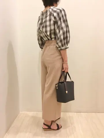 ANY SIS 藤森 コーディネート画像