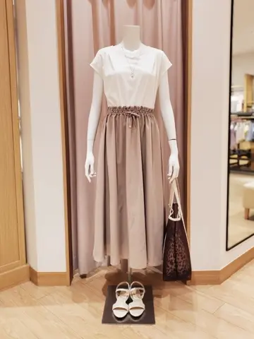 ANY SIS 岩田 コーディネート画像