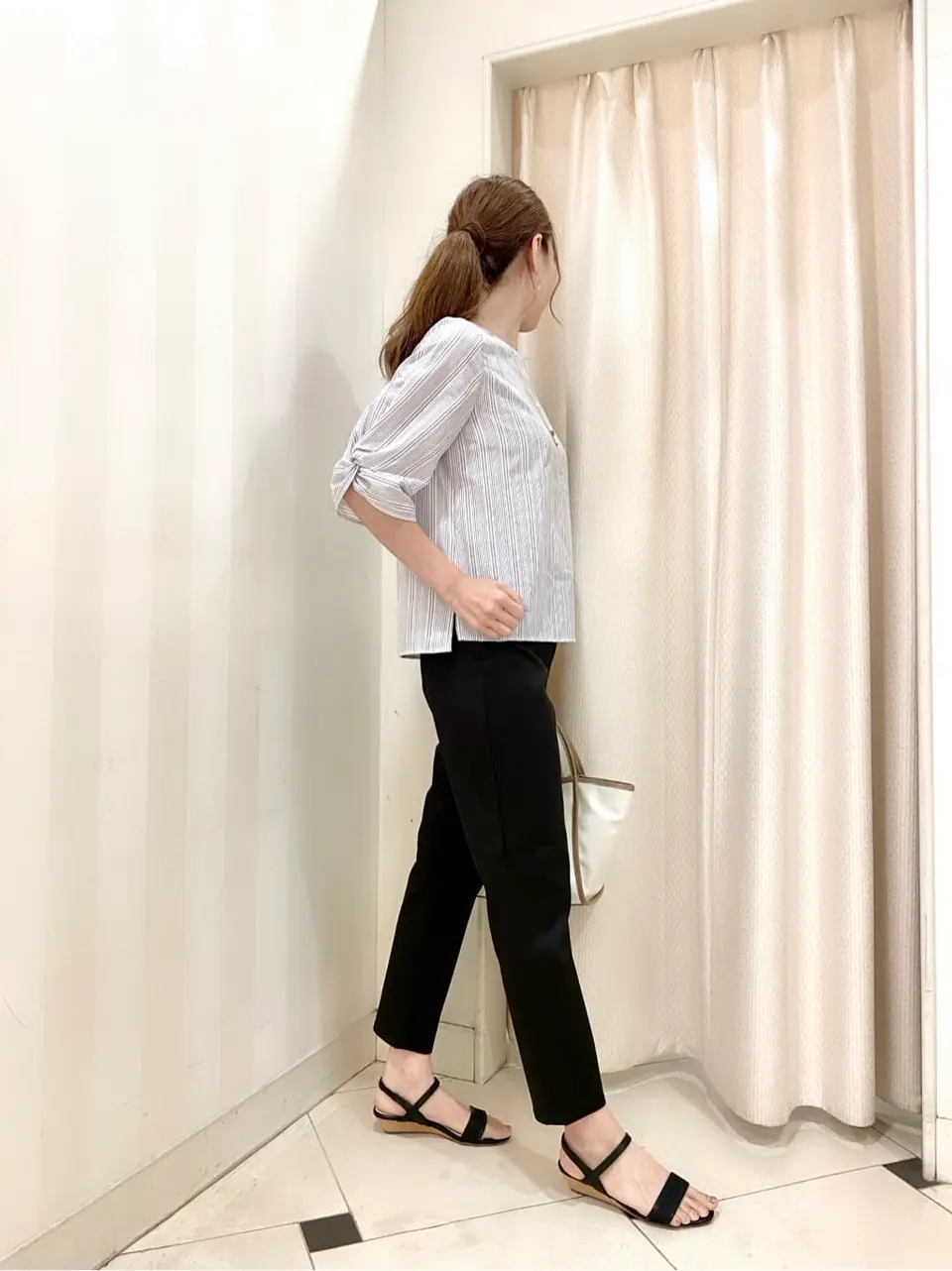 ANY SIS 金井 コーディネート画像