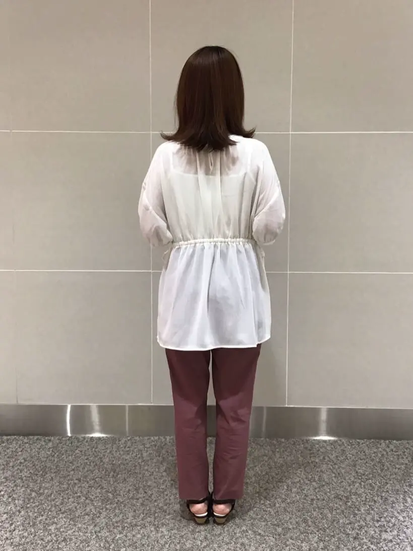 ANY SIS 浅野 コーディネート画像