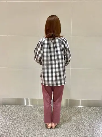 ANY SIS 浅野 コーディネート画像