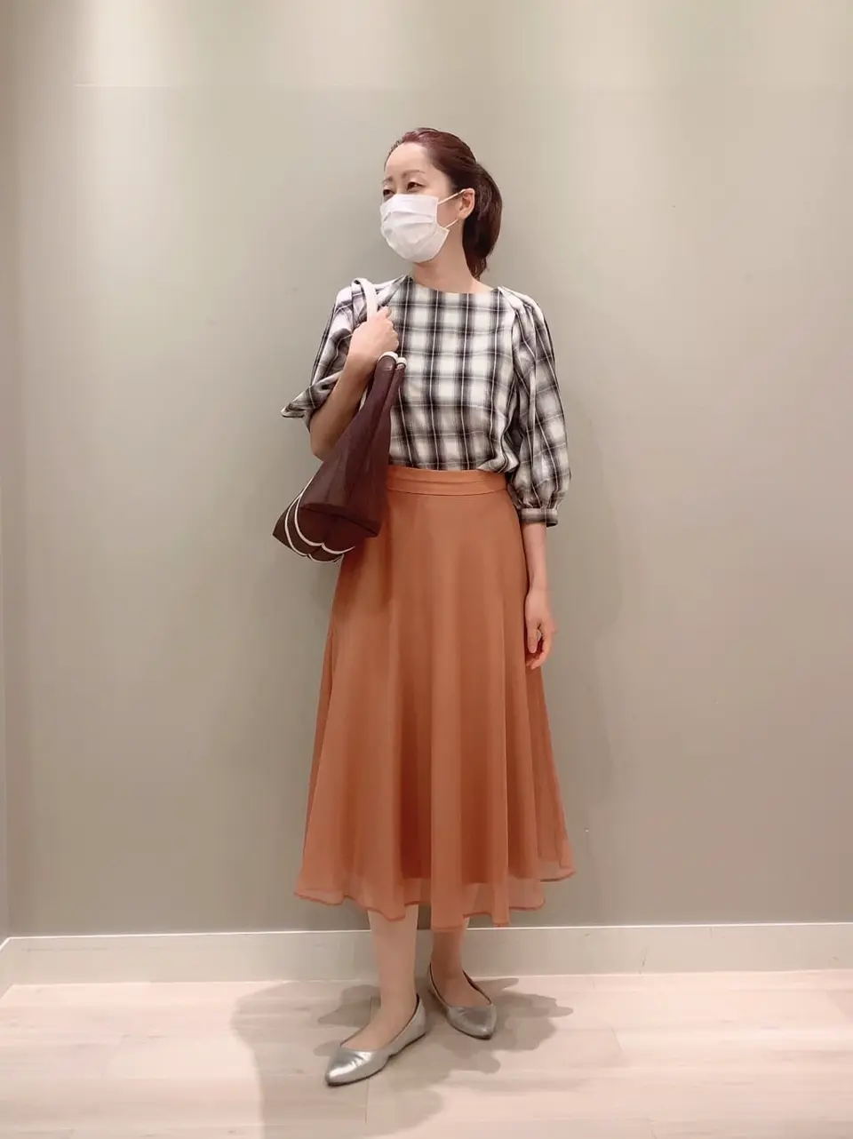 ANY SIS スタッフ コーディネート画像