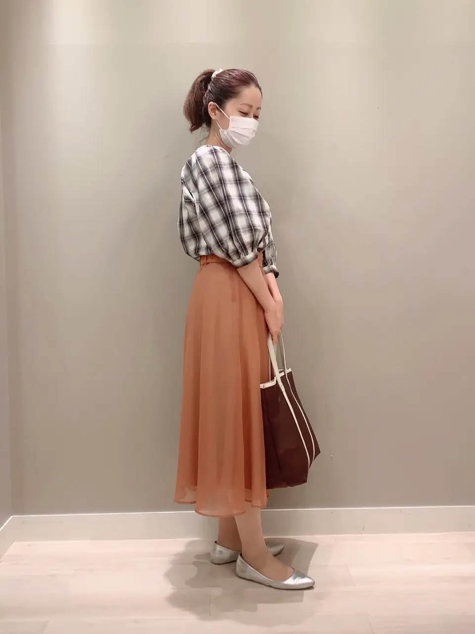 ANY SIS スタッフ コーディネート画像