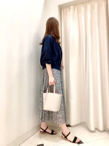 ANY SIS 金井 コーディネート画像