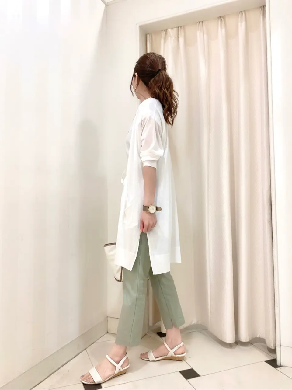 ANY SIS 金井 コーディネート画像