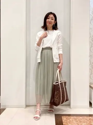 ANY SIS スタッフ コーディネート画像