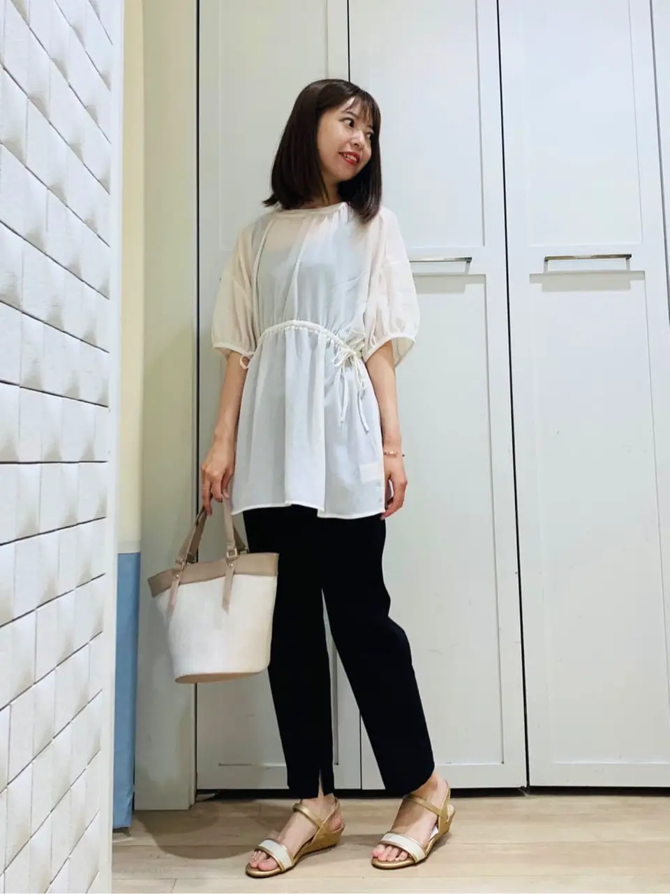 ANY SIS スタッフ コーディネート画像