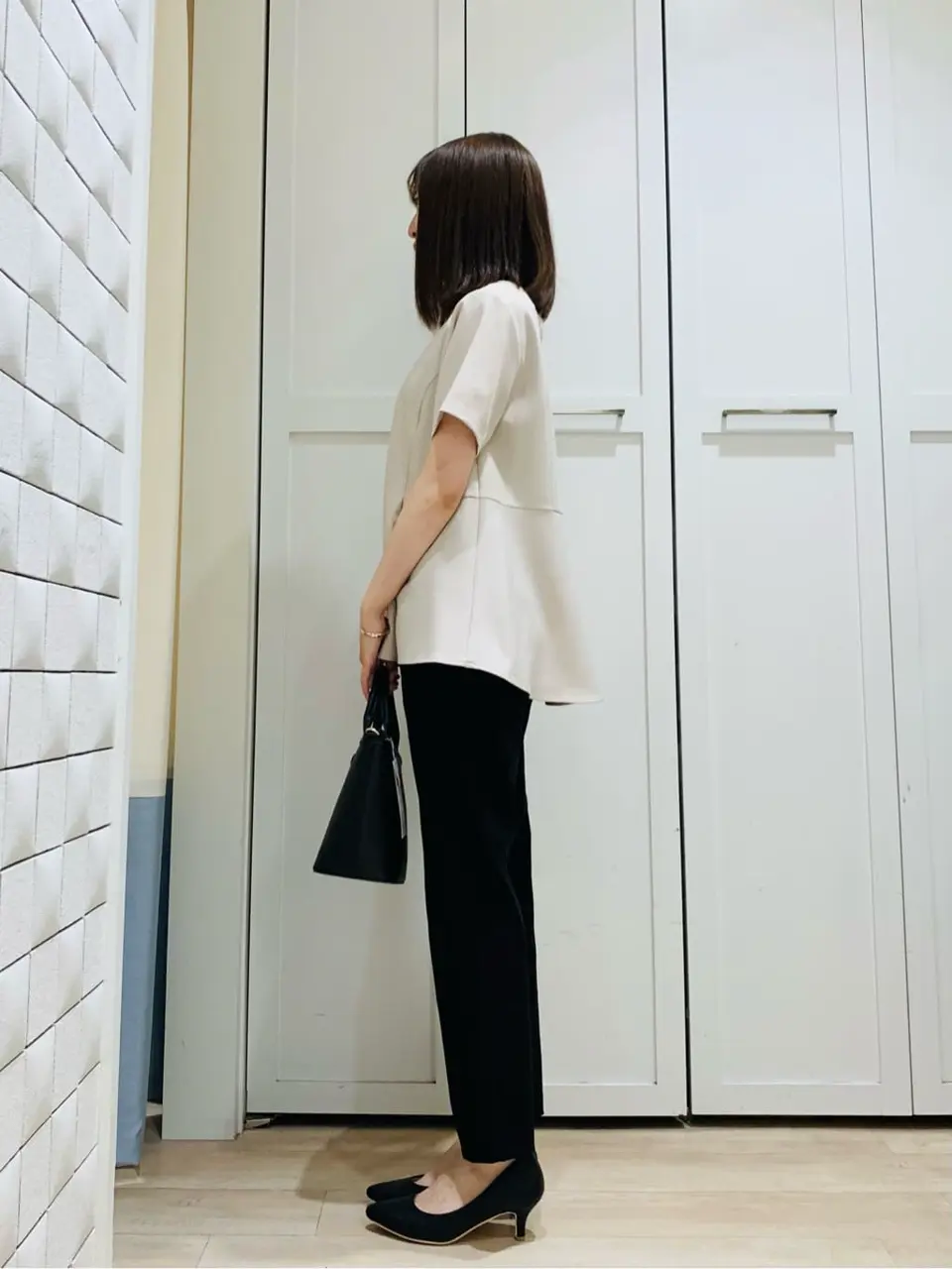 ANY SIS スタッフ コーディネート画像