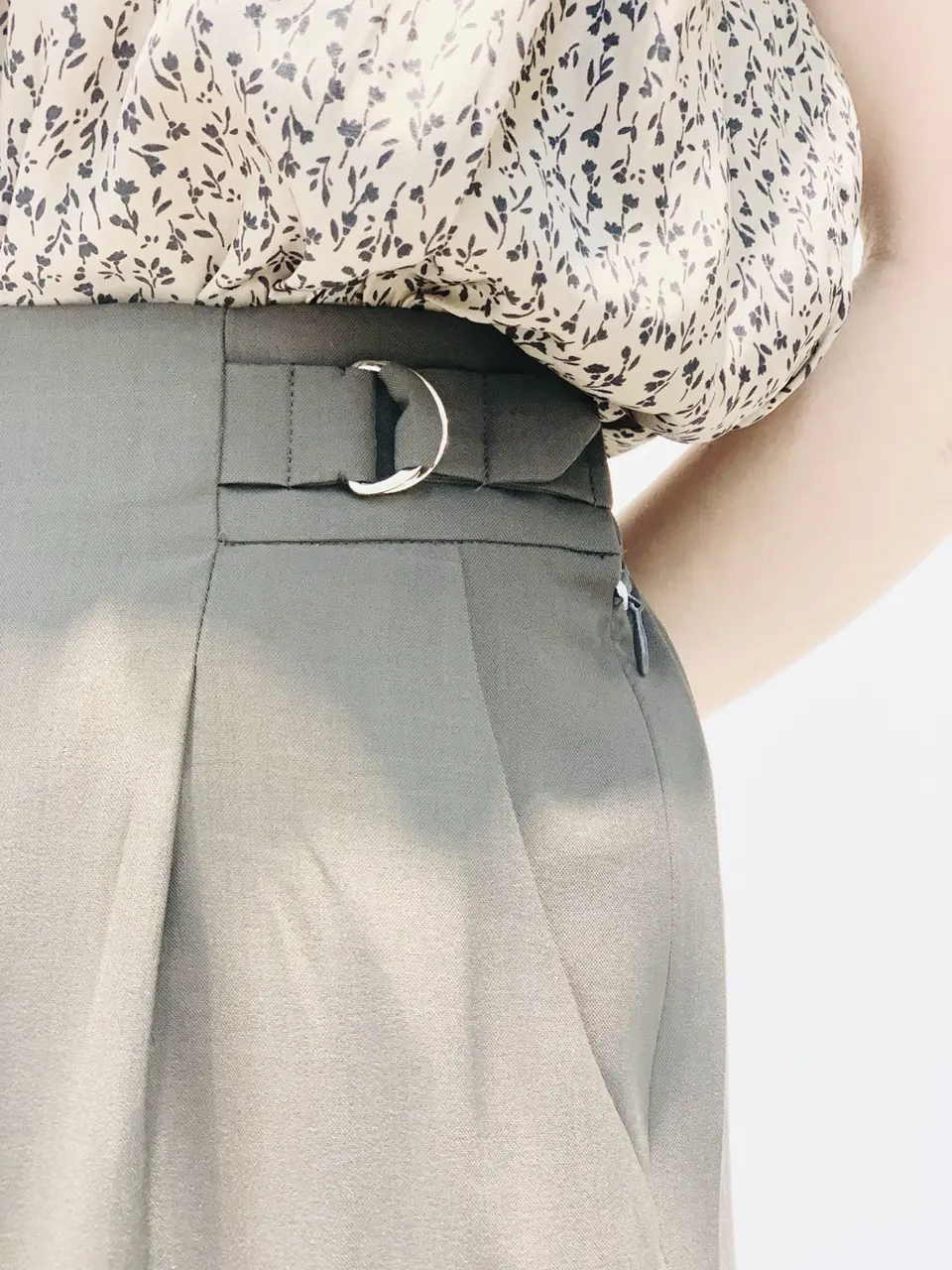 ANY SIS 岡本 コーディネート画像