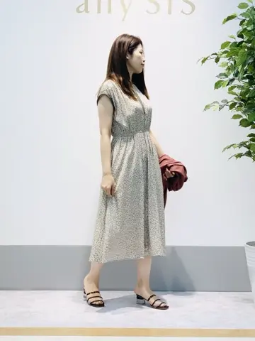 ANY SIS 岡本 コーディネート画像