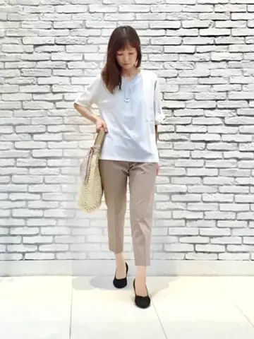 ANY SIS スタッフ コーディネート画像