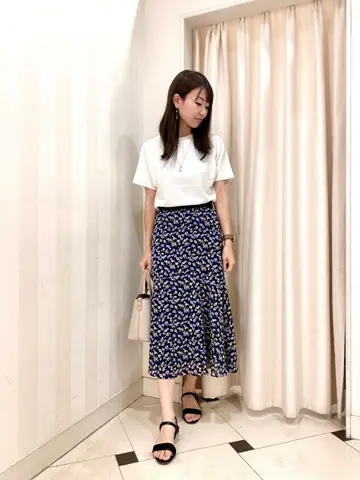 ANY SIS 金井 コーディネート画像