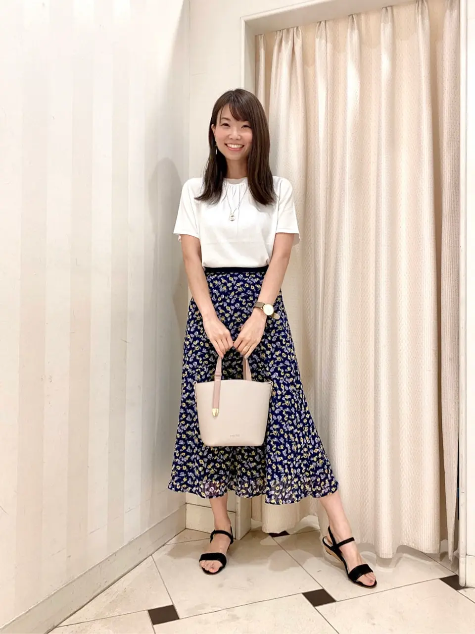 ANY SIS 金井 コーディネート画像