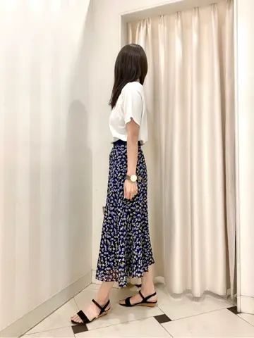 ANY SIS 金井 コーディネート画像