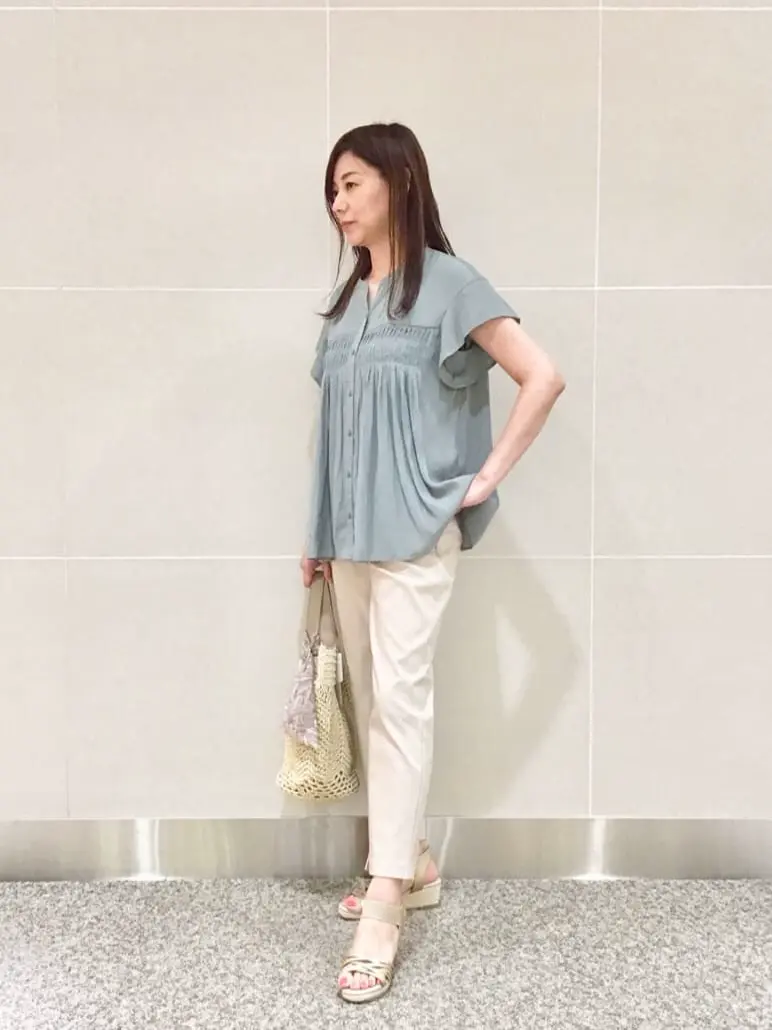 ANY SIS スタッフ コーディネート画像