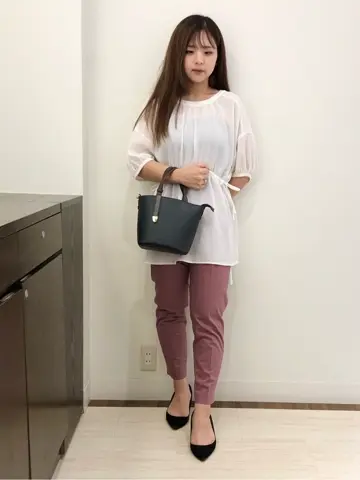 ANY SIS スタッフ コーディネート画像