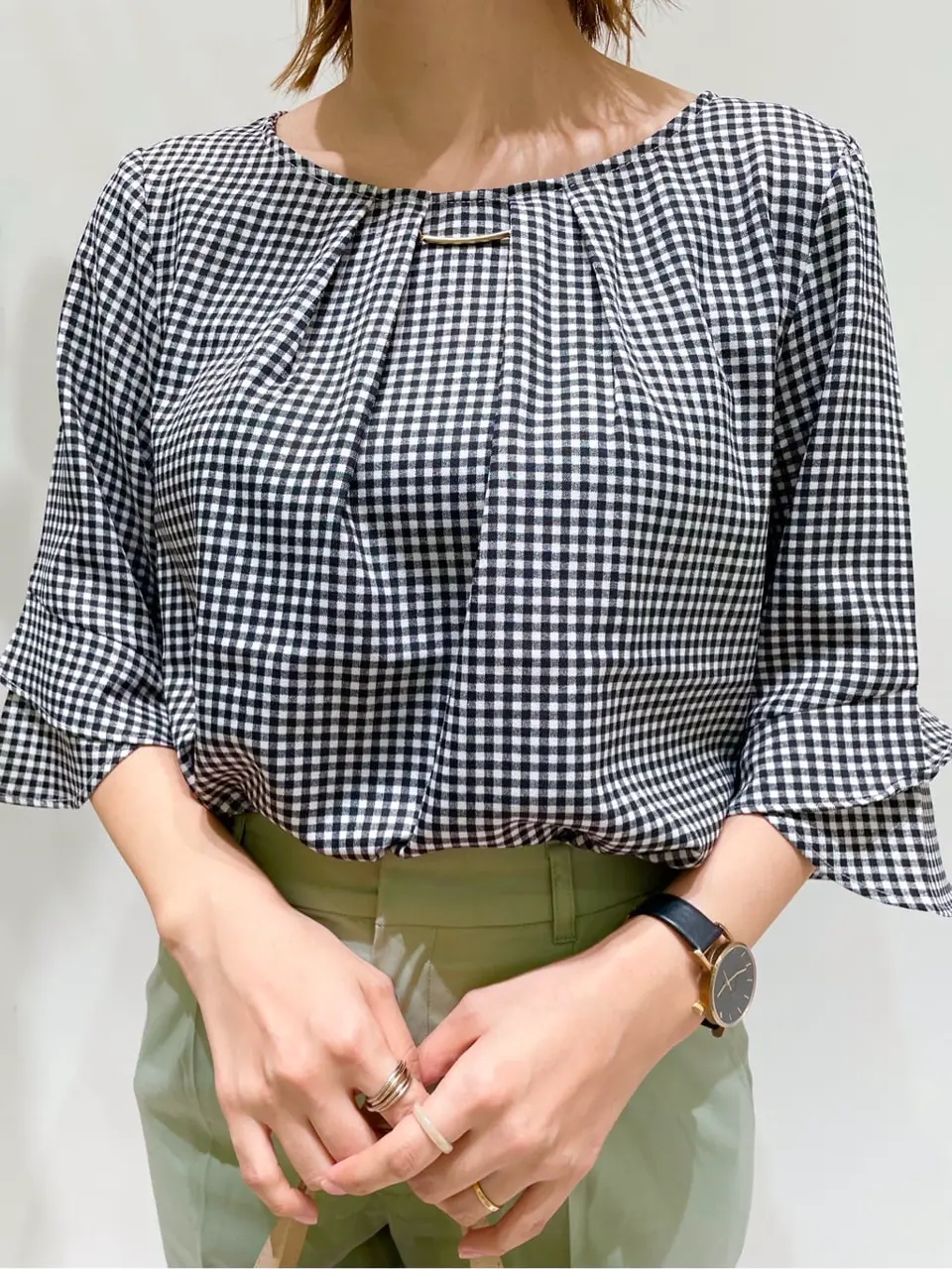 ANY SIS スタッフ コーディネート画像