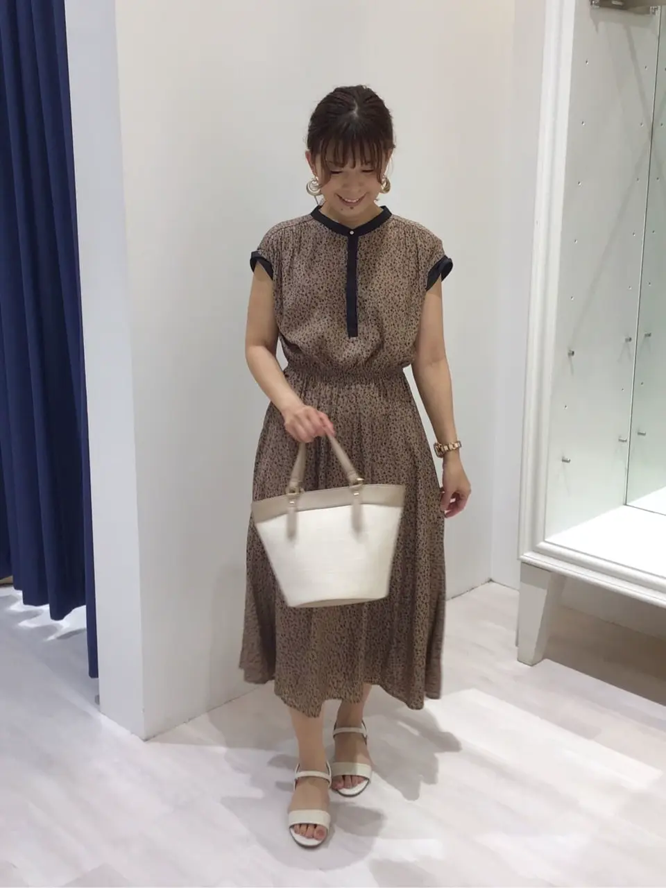 ANY SIS スタッフ コーディネート画像