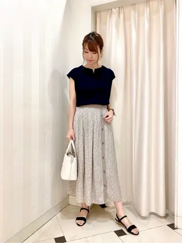 ANY SIS 金井 コーディネート画像