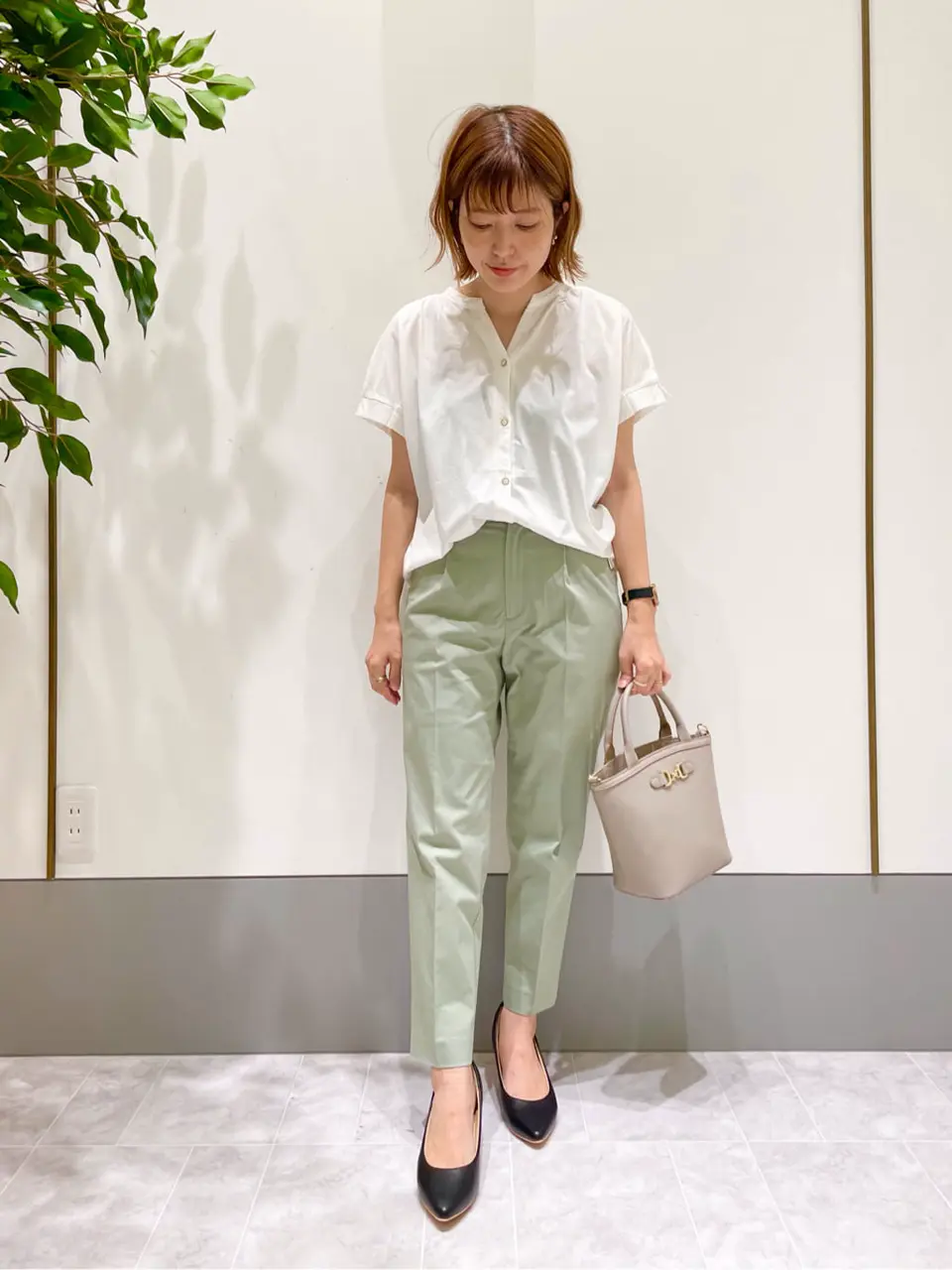 ANY SIS スタッフ コーディネート画像