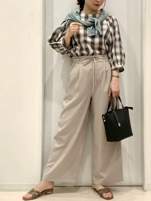 ANY SIS 横田 コーディネート画像