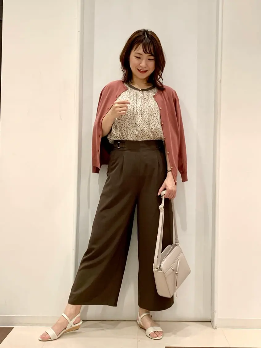 ANY SIS 横田 コーディネート画像