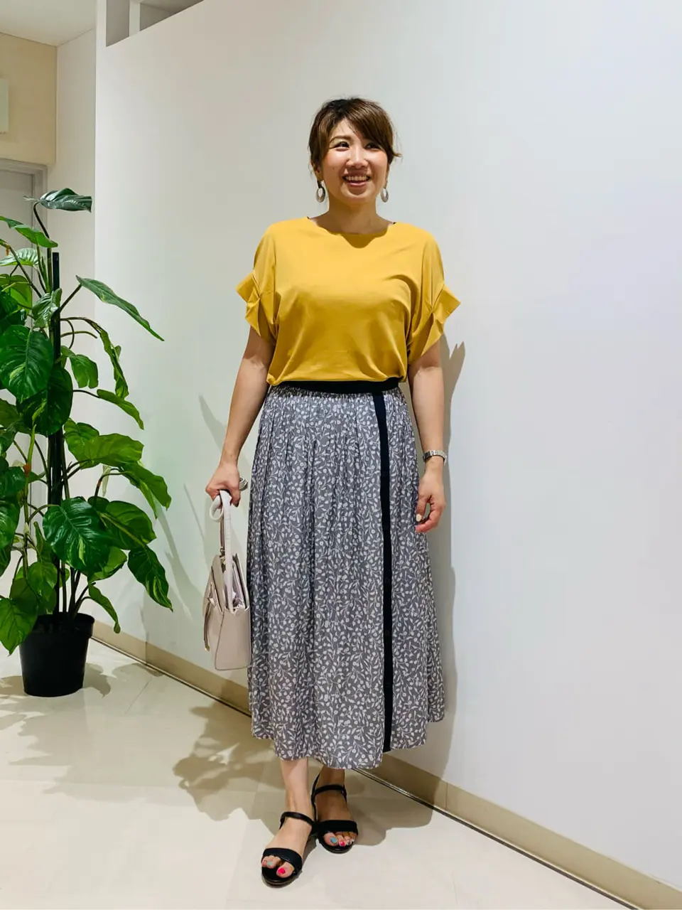 ANY SIS 石川 コーディネート画像