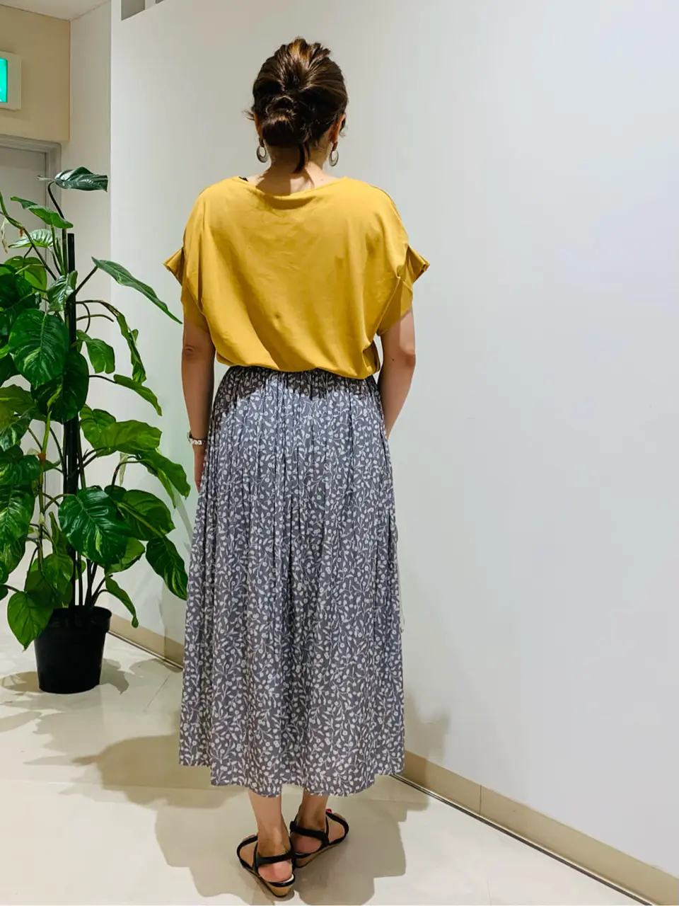 ANY SIS 石川 コーディネート画像