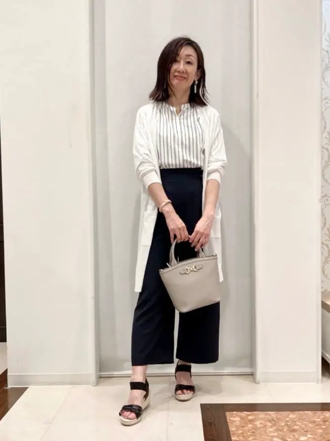 ANY SIS スタッフ コーディネート画像