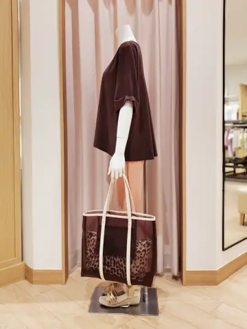 ANY SIS 岩田 コーディネート画像