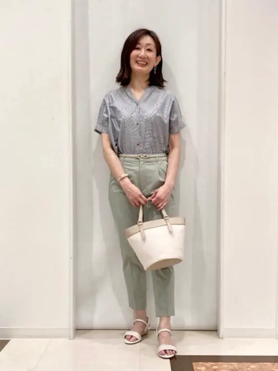 ANY SIS スタッフ コーディネート画像