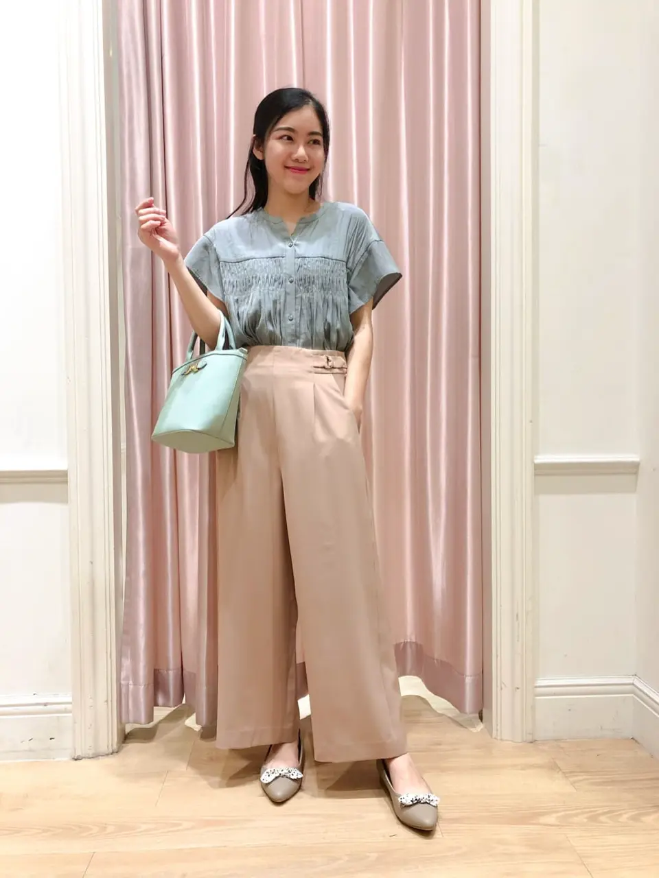  スタッフ コーディネート画像