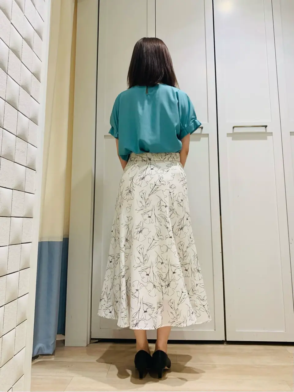 ANY SIS スタッフ コーディネート画像