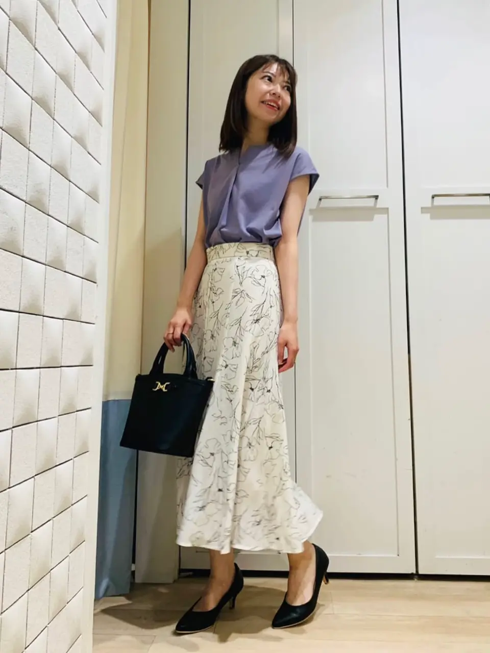 ANY SIS スタッフ コーディネート画像