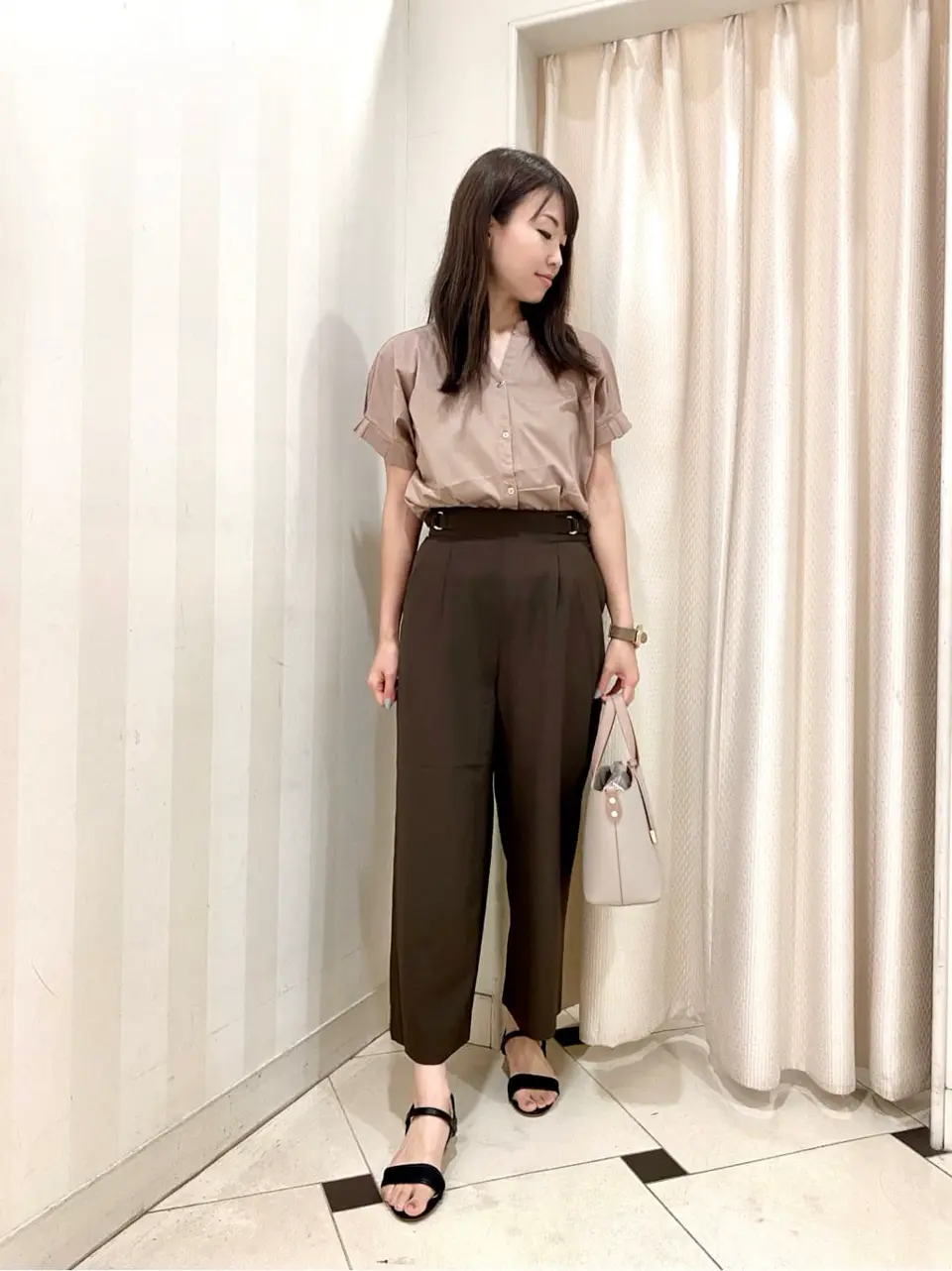 ANY SIS 金井 コーディネート画像