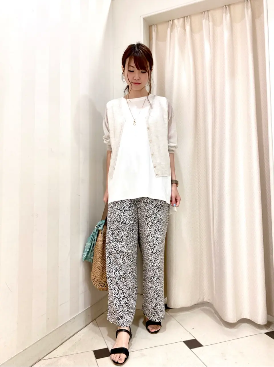 ANY SIS 金井 コーディネート画像