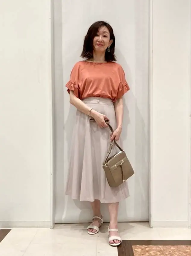 ANY SIS スタッフ コーディネート画像