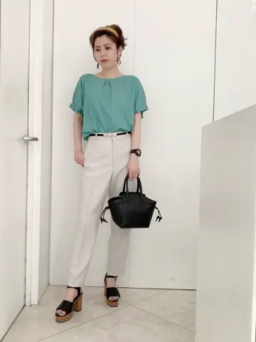 ANY SIS スタッフ コーディネート画像