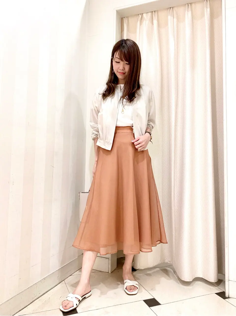 ANY SIS 金井 コーディネート画像