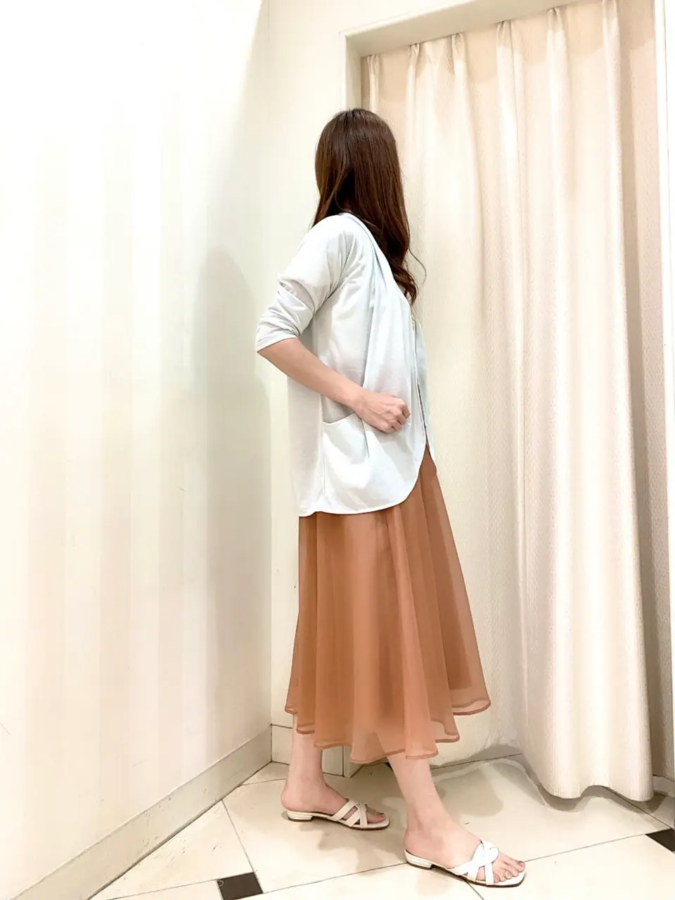 ANY SIS 金井 コーディネート画像